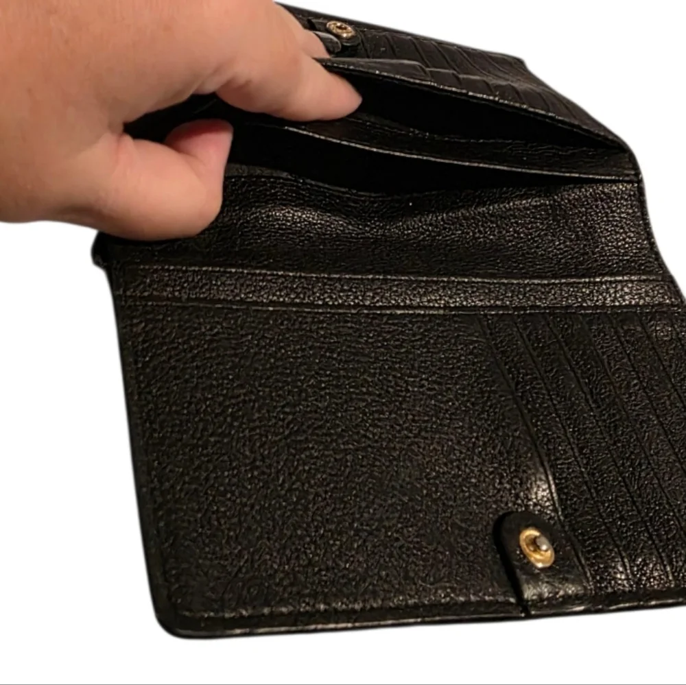 Michael Kors‎ Black Leather Tri Gold Wallet with Gold Logo